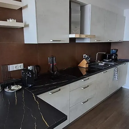 Madeira Mar - Seaview- Floor With Rooftop Pool Apartment Funchal (Madeira)