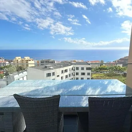 Madeira Mar - Seaview- Floor With Rooftop Pool Apartment